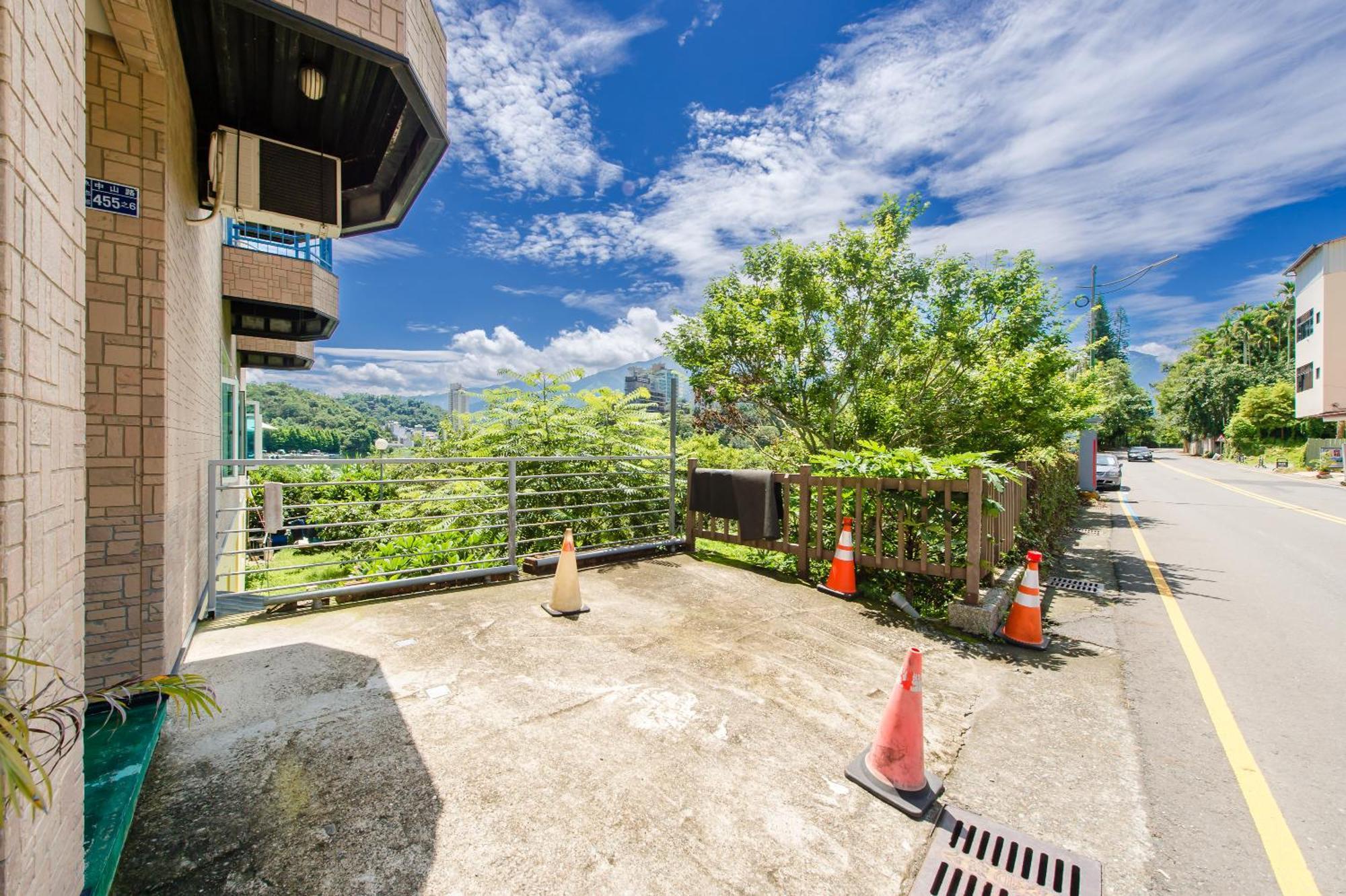 Bishui Shanju Lakeside B&B Юйчи Экстерьер фото