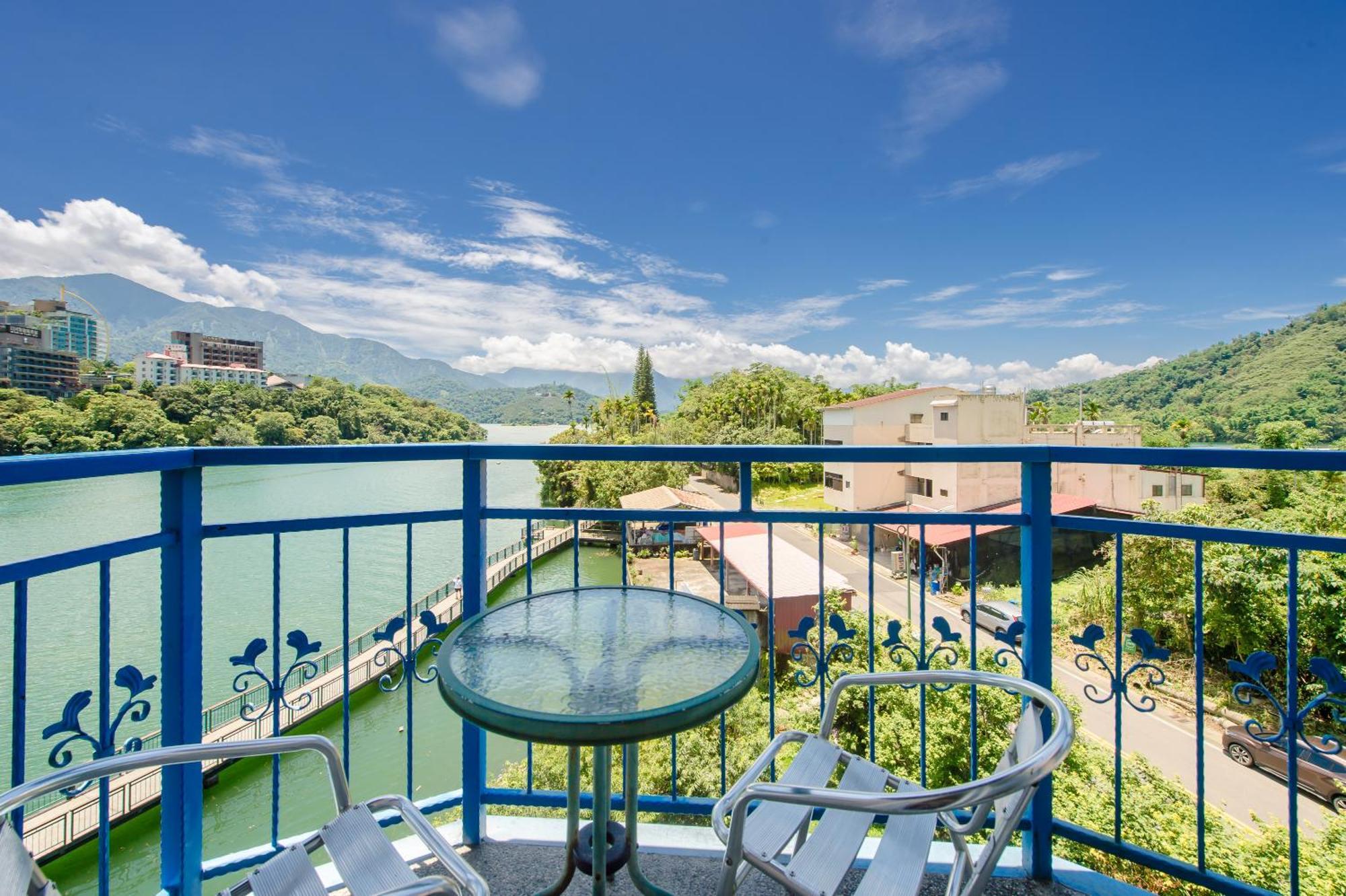 Bishui Shanju Lakeside B&B Юйчи Экстерьер фото